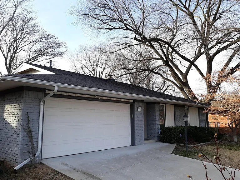 7340 S 70th East Ave — Photo 1