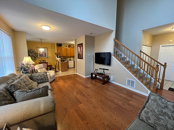 5th image of 2053 Sunrise Cir