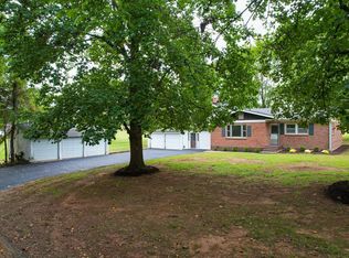 3582 College Rd, Farmington, MO 63640