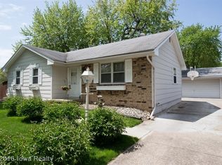 3406 E 40th St, Des Moines, IA 50317