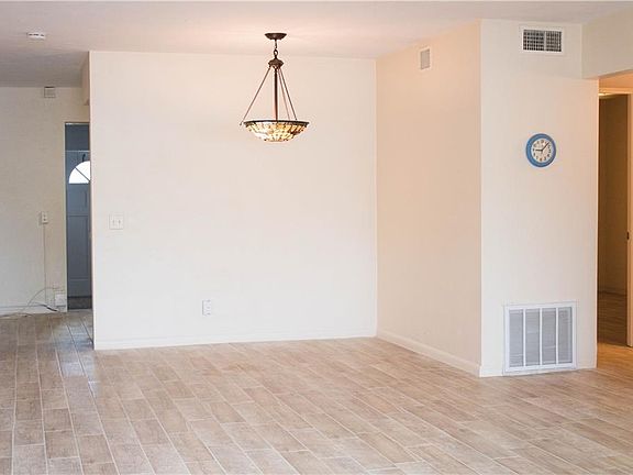 5th image of 5860 43rd Ter N APT 1413