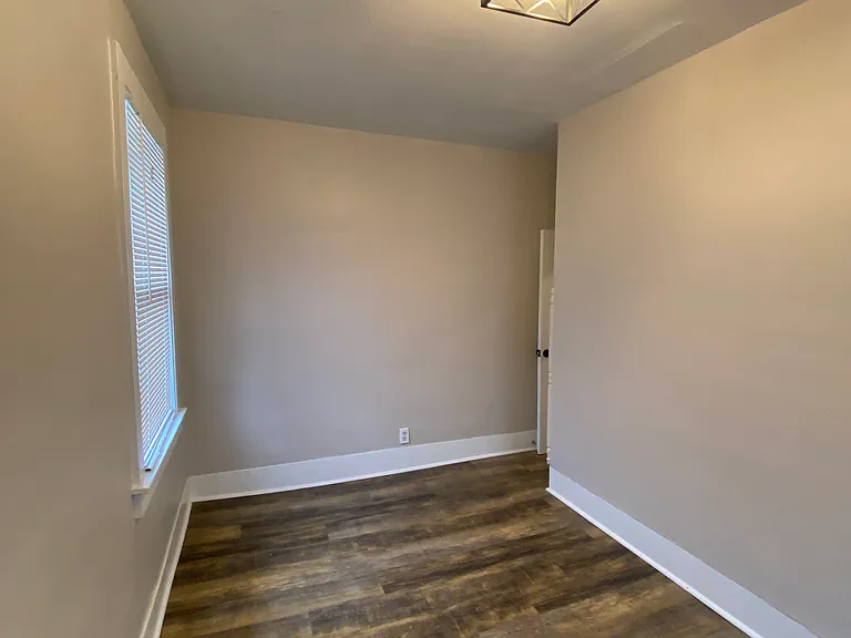 147 E Bridge St #2 — Photo 25