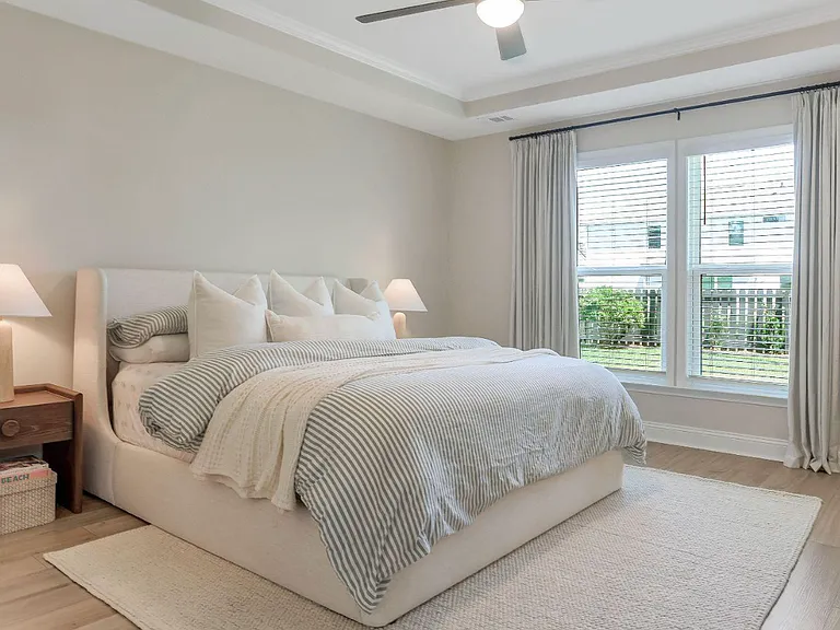 72 McRorrie Dr — Photo 19