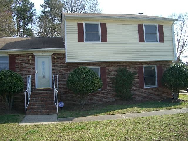 1st image of 3805 Devenwood Ave