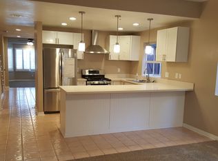 211 22nd St, Huntington Beach, CA 92648