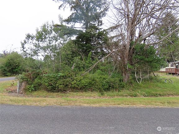 2nd image of 340 N Hoquiam Street
