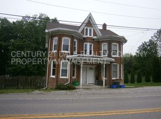 70 N Penn St, Windsor, PA 17366