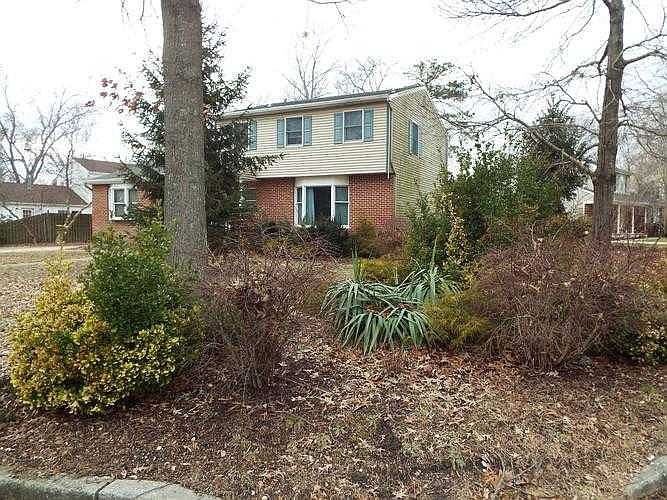 603 Ambassador Ave view from corner