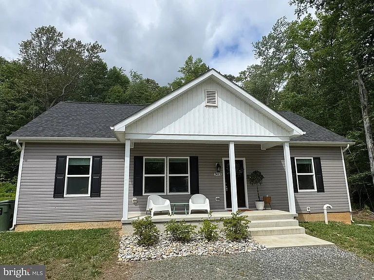903 Albrough Blvd — Photo 29