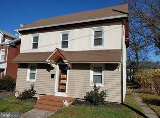 27 N Front St, Souderton, PA 18964