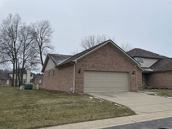 3rd image of 22158 Brehmer Ct #20