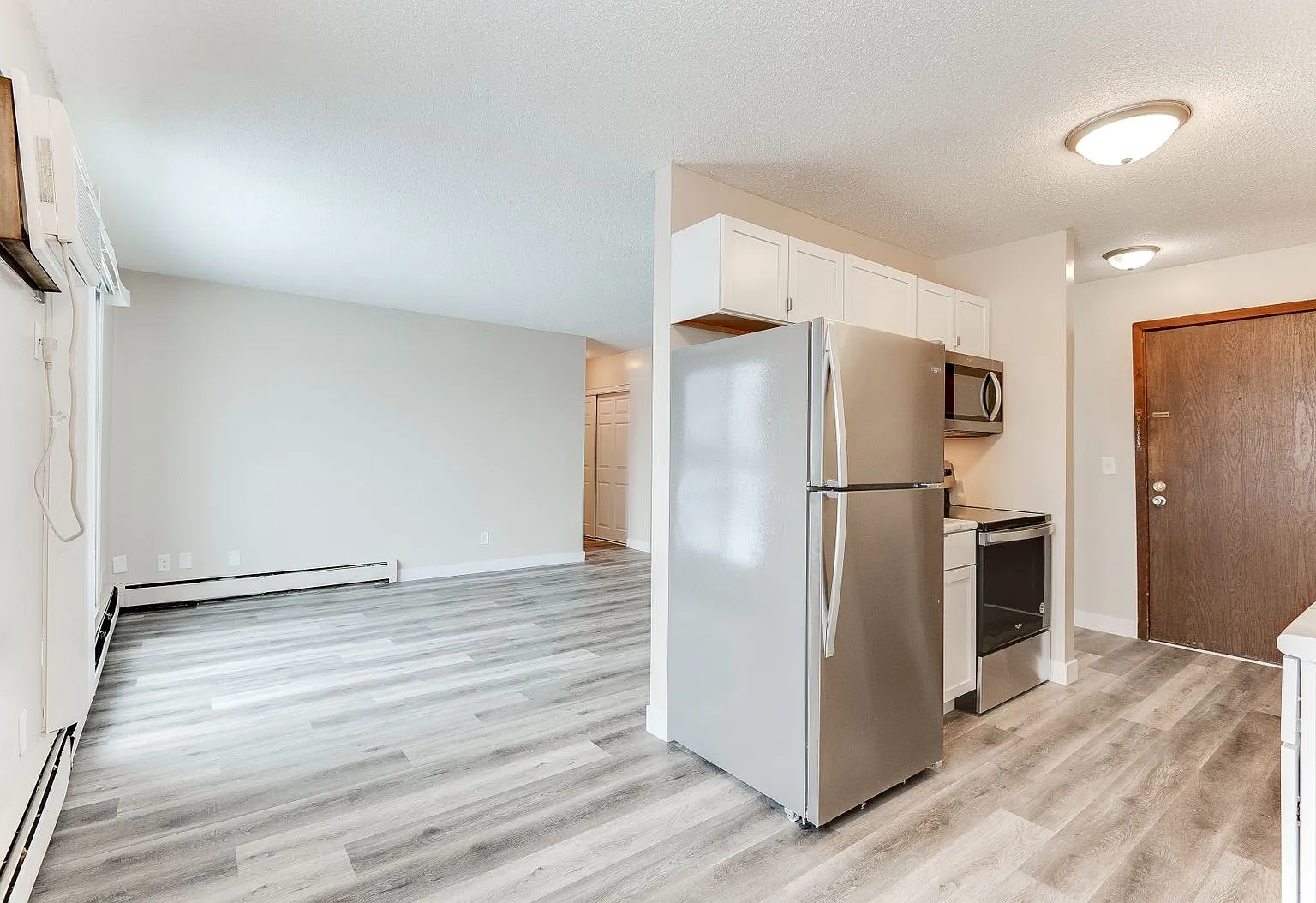 Elgin Pines — Photo 2