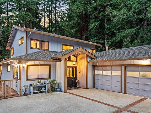 3rd image of 350 Aurora Rd