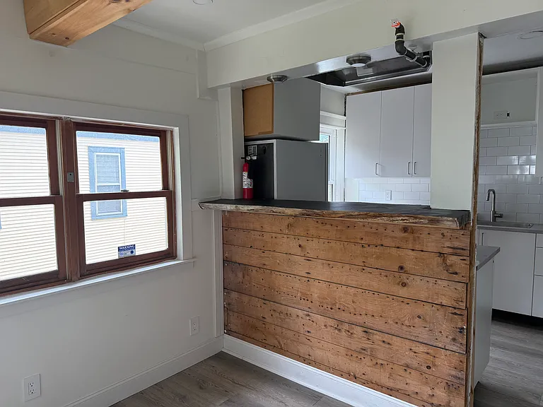 52 Isham St #2 — Photo 2
