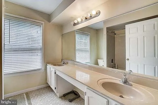 309 Trinity Ct #3 — Photo 6