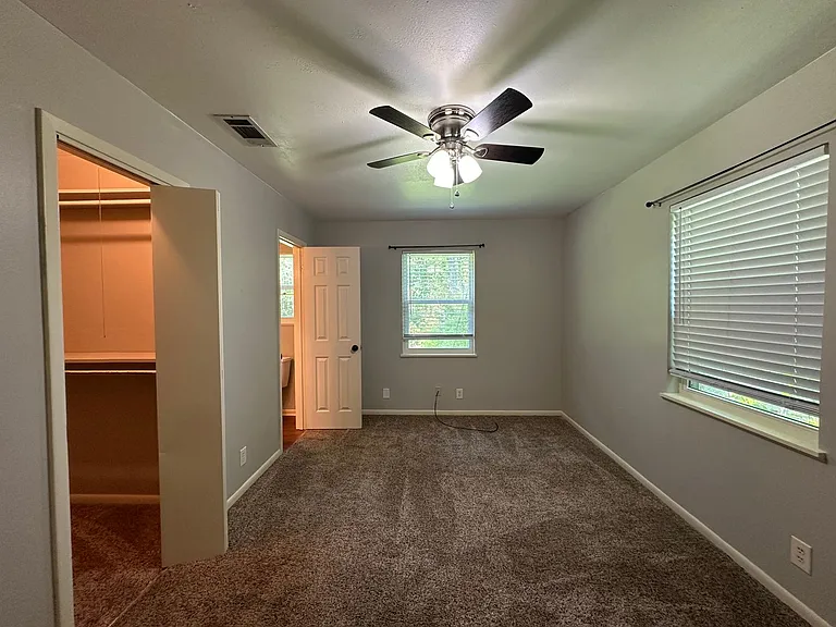 8142 Tina Dr — Photo 21