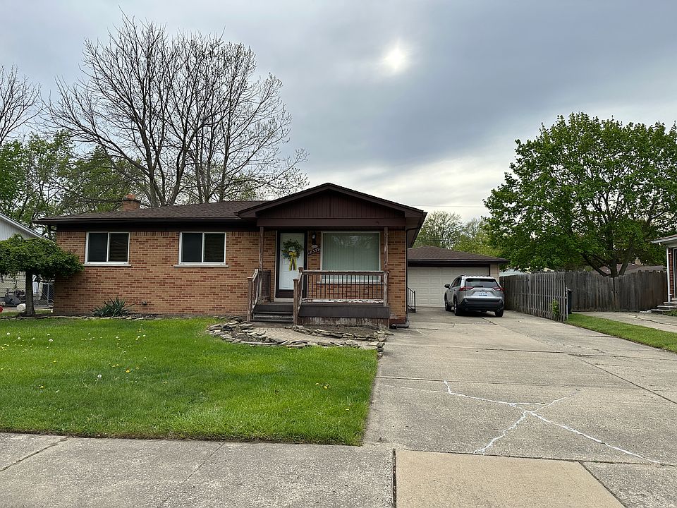 1st image of 18339 Floral St