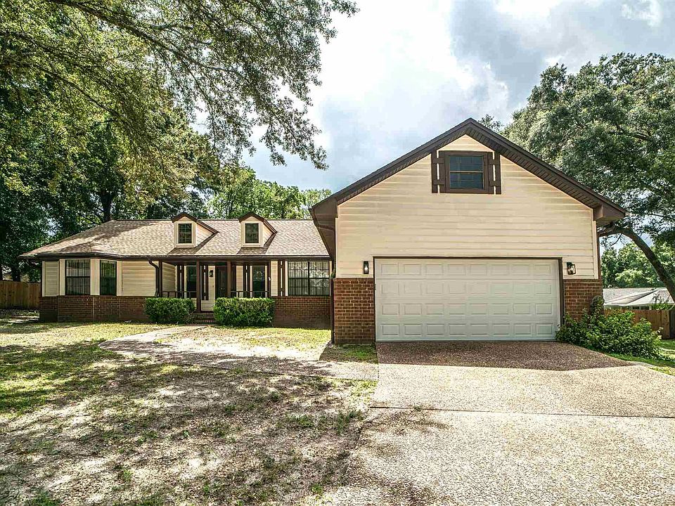 1st image of 10023 Hollowbrook Dr