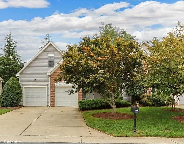 1st image of 309 Misty Waters Ln