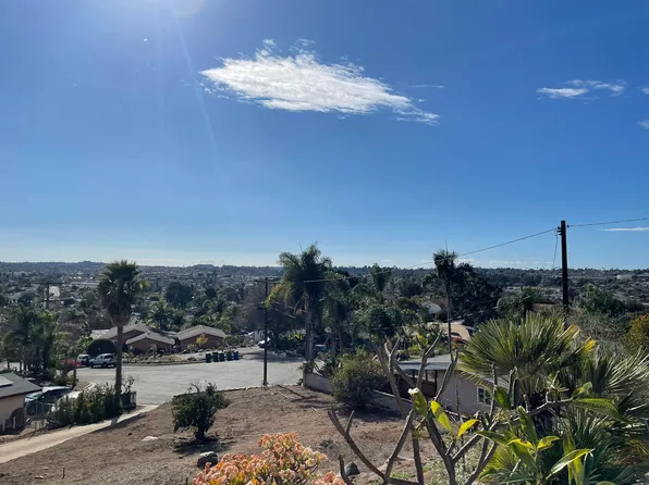 1255 Rhea Pl #A, Vista, CA 92084