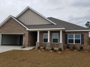 1021 Gannett Dr, Ocean Springs, MS 39564