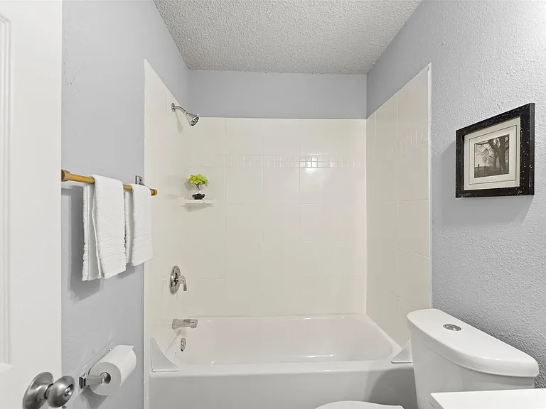1123 Rock Canyon Dr — Photo 16