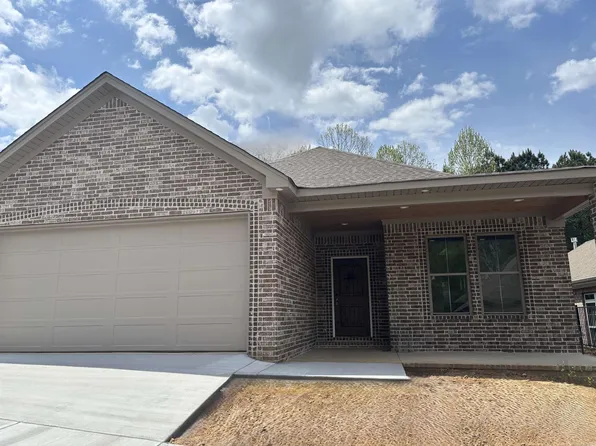 3811 Logan Ridge Dr, Bryant, AR 72022