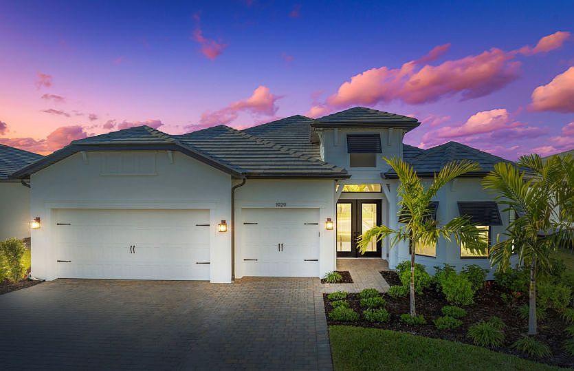 Model Representation Layton Exterior