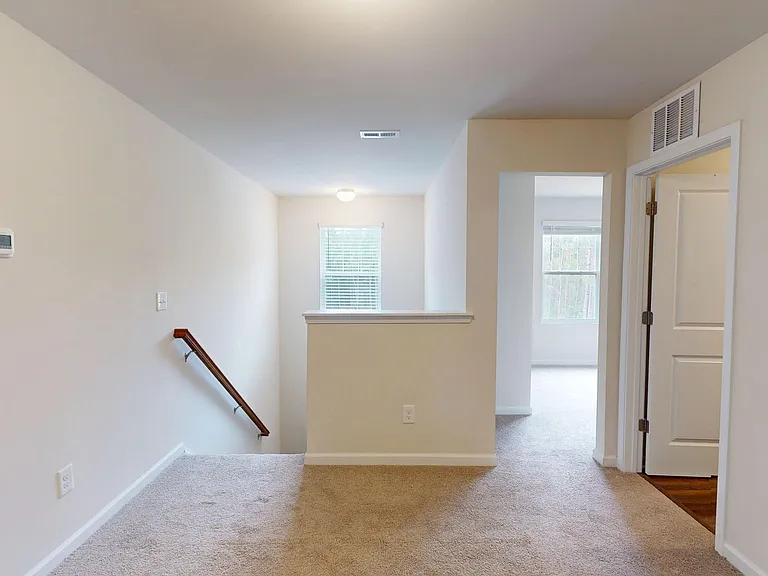 103 Taylor Made Dr — Photo 14