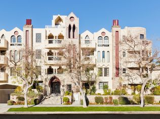 4443 Moorpark Way APT 102, Toluca Lake, CA 91602