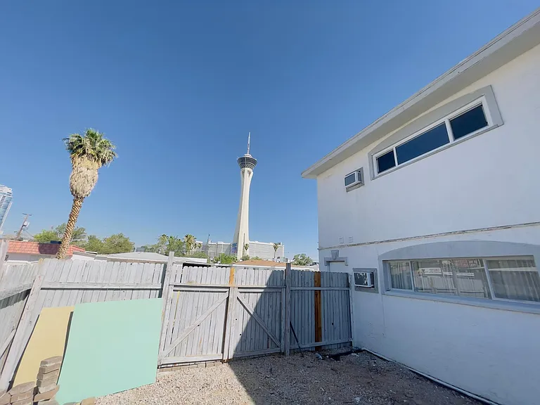 2317 Santa Rita Dr #4 — Photo 28