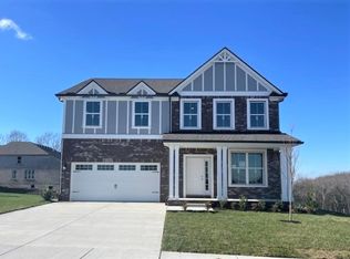 2068 Hedgelawn Dr, Lebanon, TN 37090
