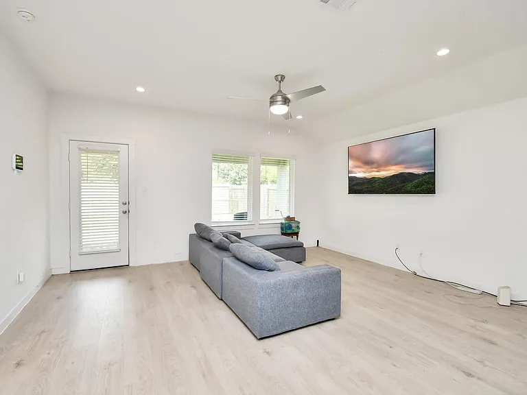 1674 Westway Dr — Photo 20