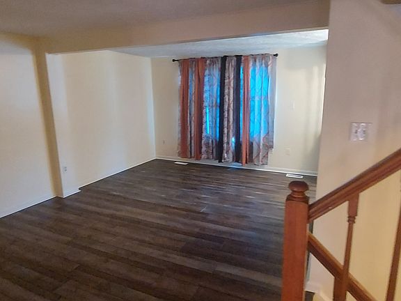 4th image of 10117 Shelldrake Cir