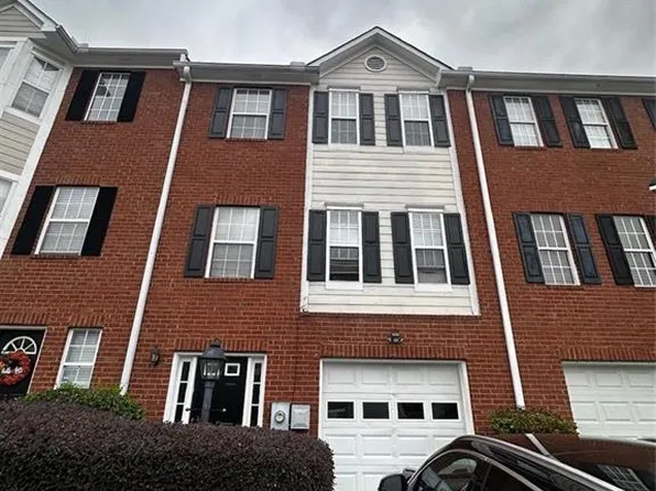 2132 Millgate Ln, Buford, GA 30519