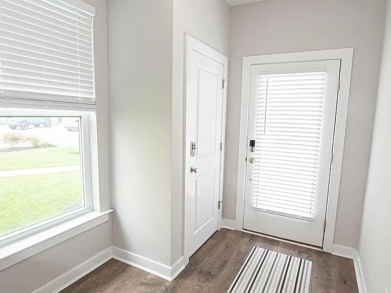13002 Bowline Ln #5 — Photo 9