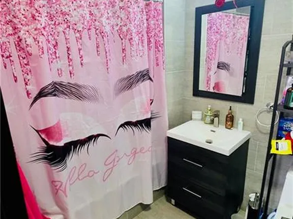 70-09 45th Avenue image 15 of 25