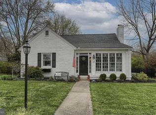 21 W Governor Rd, Hershey, PA 17033