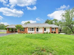 4015 Mockingbird Hill Rd, Roanoke, VA 24012