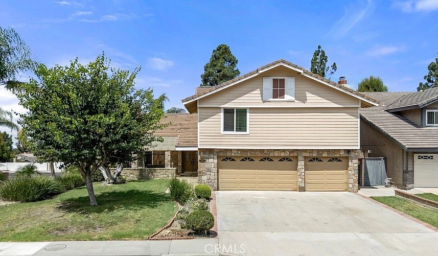1st image of 7147 E Columbus Dr