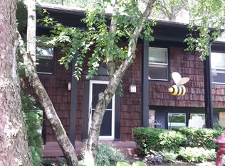 268 Belaire Dr, Buffalo Grove, IL 60089