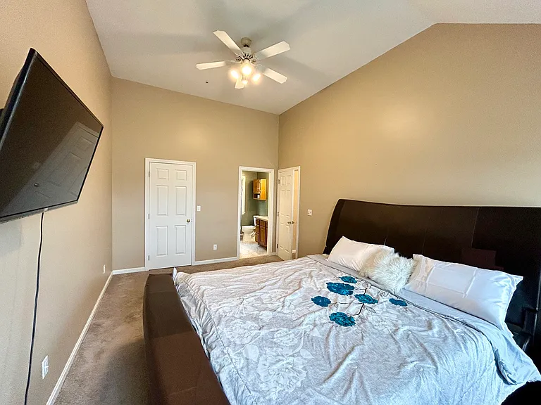 35 Fox Meadow Dr — Photo 16