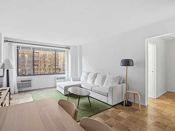 3rd image of 382 Central Park W APT 4V