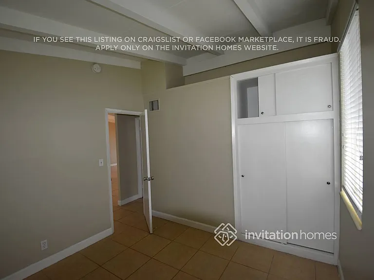 2548 Gulfstream Ln — Photo 9