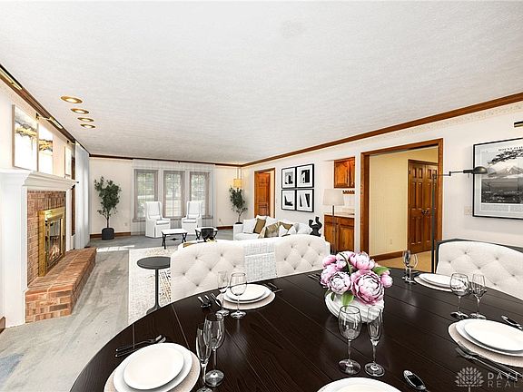 5th image of 546 Pinestead Dr