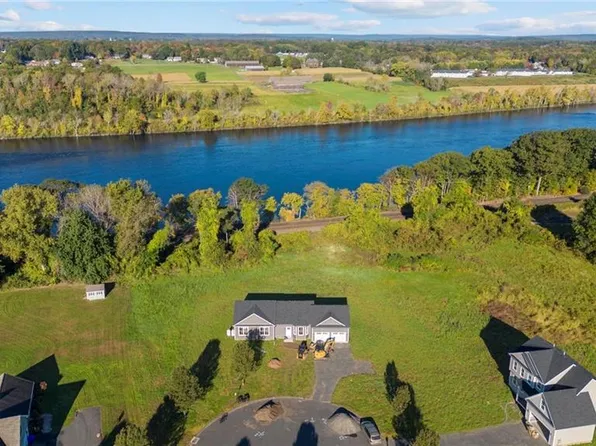 10 Rivercliff Lane, Enfield, CT 06082
