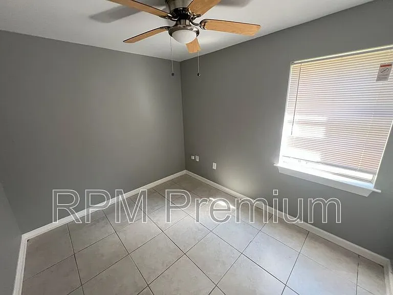 5143 Baker Blvd #B — Photo 16