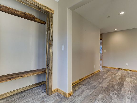 2nd image of 541 Broadway Ave