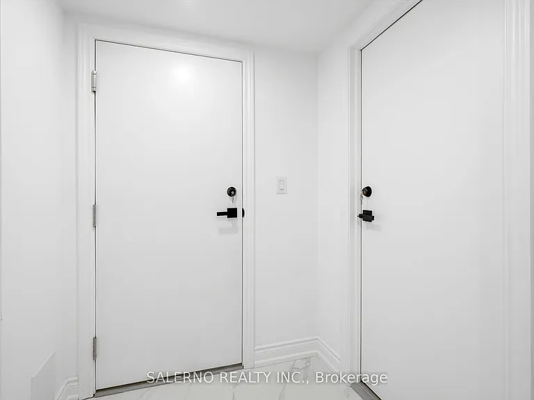 10 Virtue Cres #LOWER — Photo 4