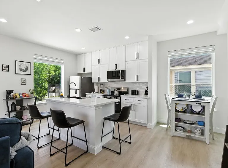 3902 McKinley St #1-A — Photo 7